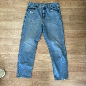 American Eagle Mom Jeans